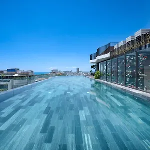 호텔 Golden Lotus Grand - Panoramic Rooftop Bar & Daily Afternoon Tea ****